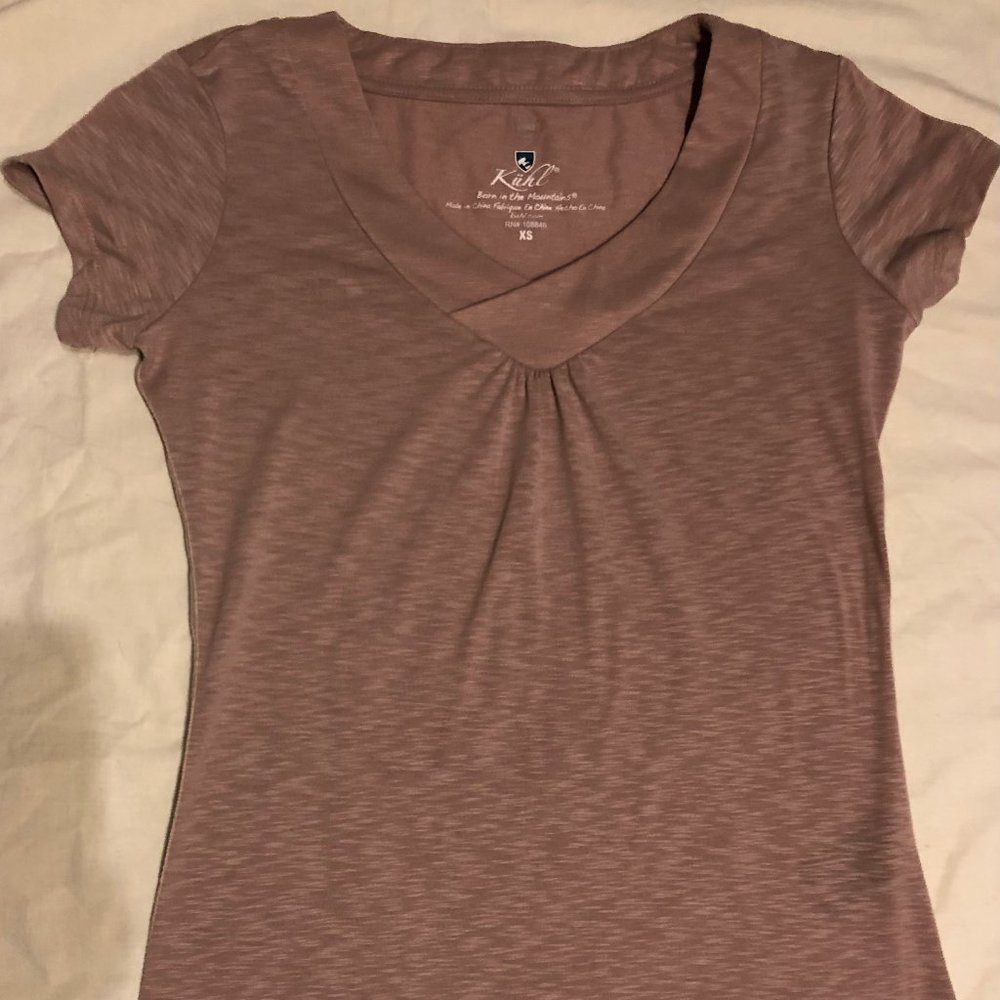 Kuhl Beige V-Neck Shirt Women's XS